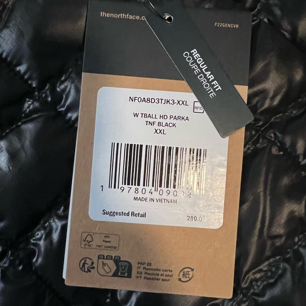 The North Face Black Puffer Jacket - Picture 13 of 14